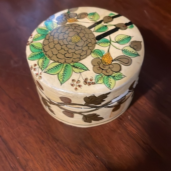 Vintage trinket box - Picture 3 of 7
